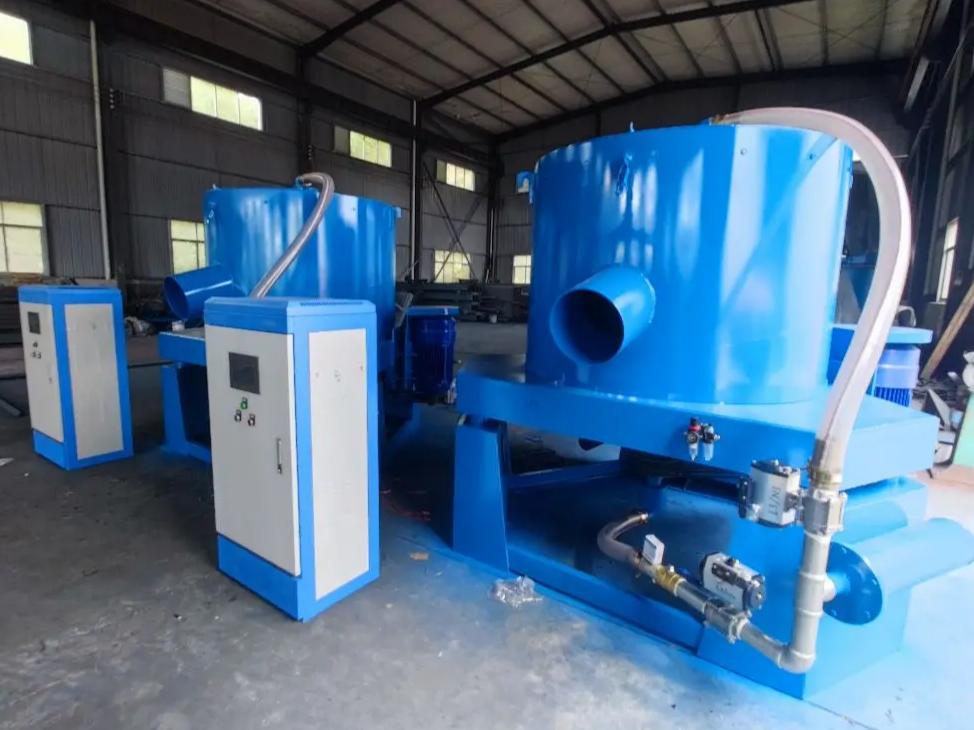 Centrifugal concentrator
