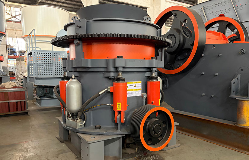 Multi-cylinder hydraulic cone crusher