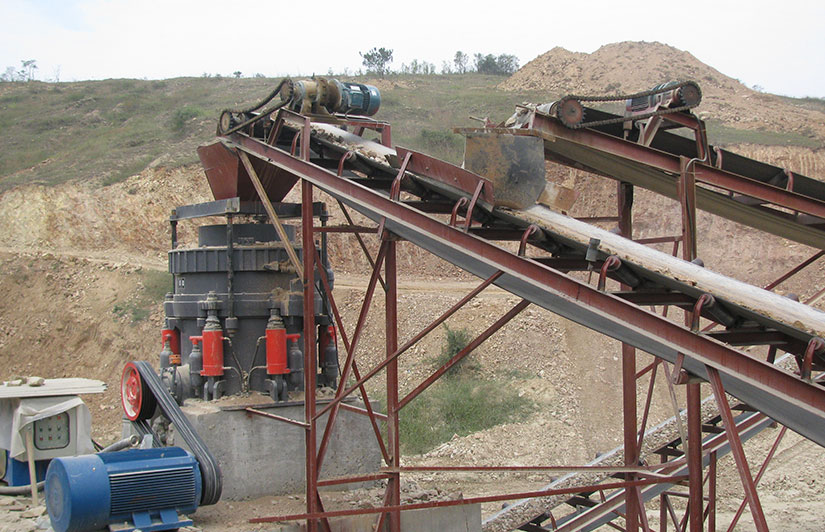 Multi-cylinder hydraulic cone crusher