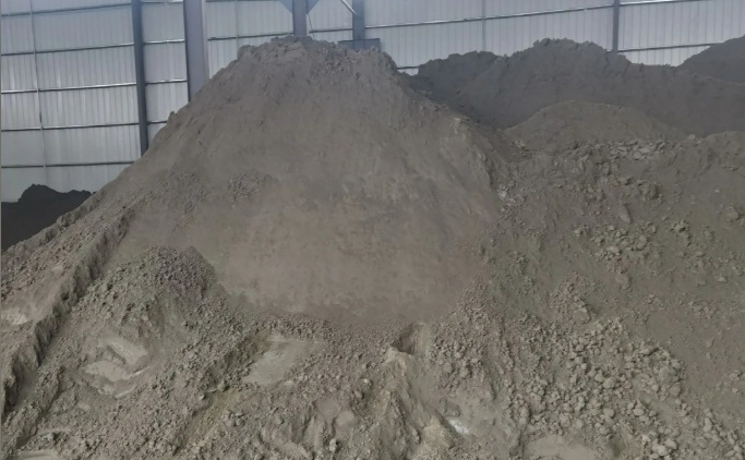 What are concentrate, middlings, and tailings?