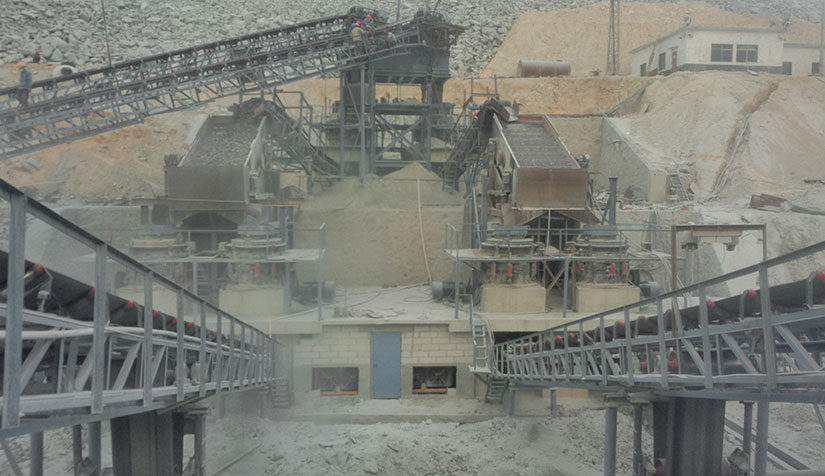 800 t/h Limestone Crushing and Sand-Making Site